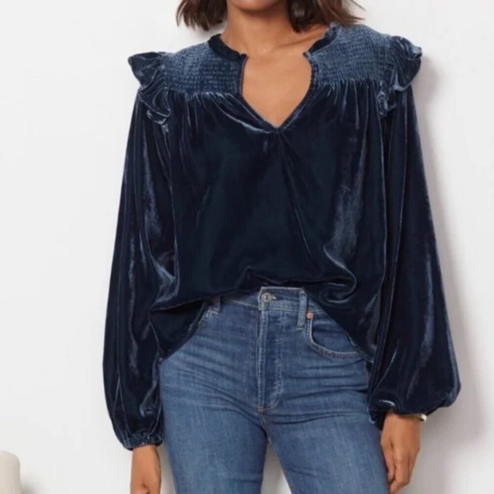 Evereve Absolutely Yana Teal Blue Velvet Blouse Whimsigoth Ruffle Smocked S